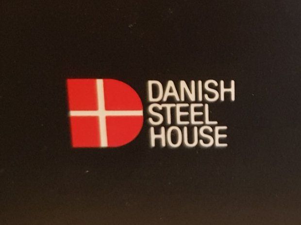 Bicchieri: Menu Danish Steel House Kaffeegläser mit Tablett Set – Usato da Münchenstein venduto da tsp01 5