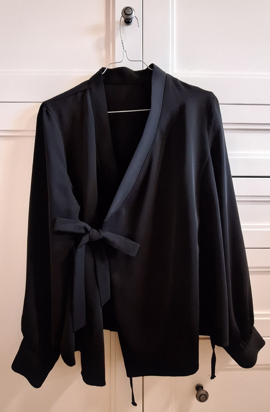 Blusen: Various han-bok blouses – Gebraucht aus Gland von Dedecop2 7