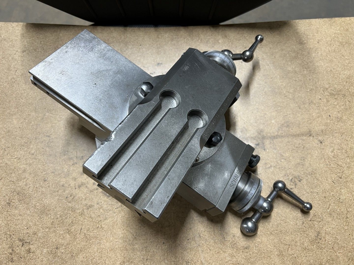 Attrezzi per industria metallurgica: Schaublin 102-45 Kurbel-Kreuzsupport – Usato da Zuchwil venduto da dragosmd-maschinen 1