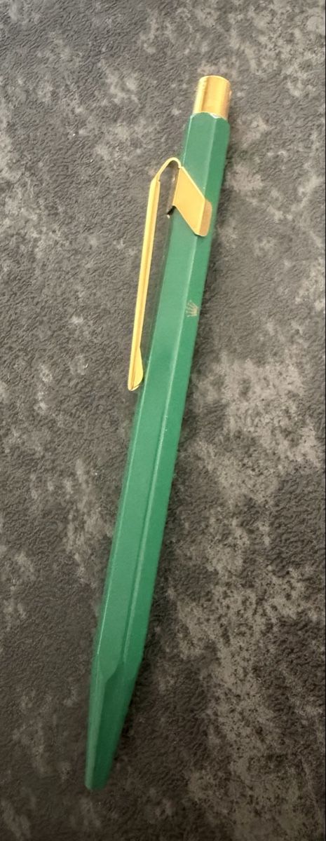 Caran D'Ache Stylos & Marker: Stylo rare vert Rolex – Neuf (Voir description) à Péry par Jessie.barbier 2