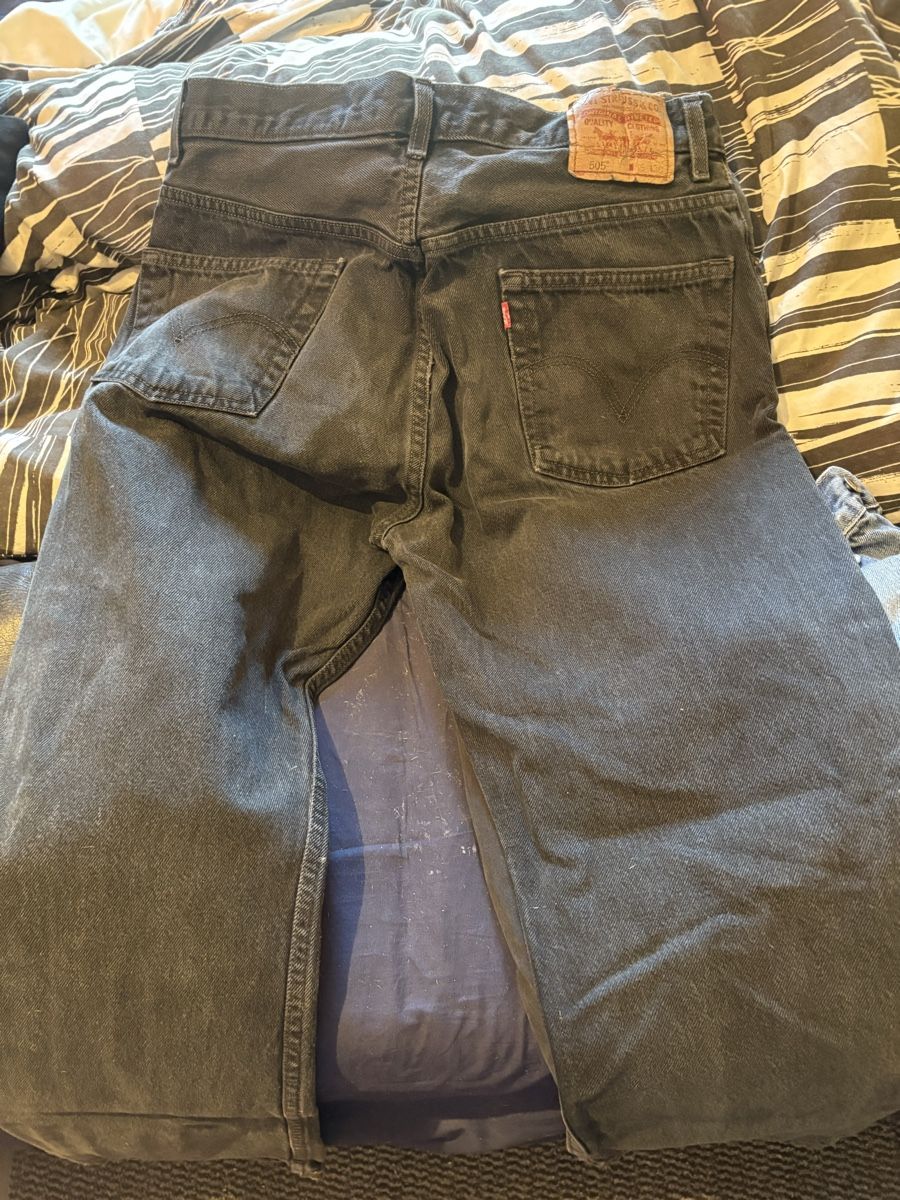 Levi's Jeans: Levis 505 36 x 30 Schwarz  – Usato da Obermumpf venduto da davetattoo 1