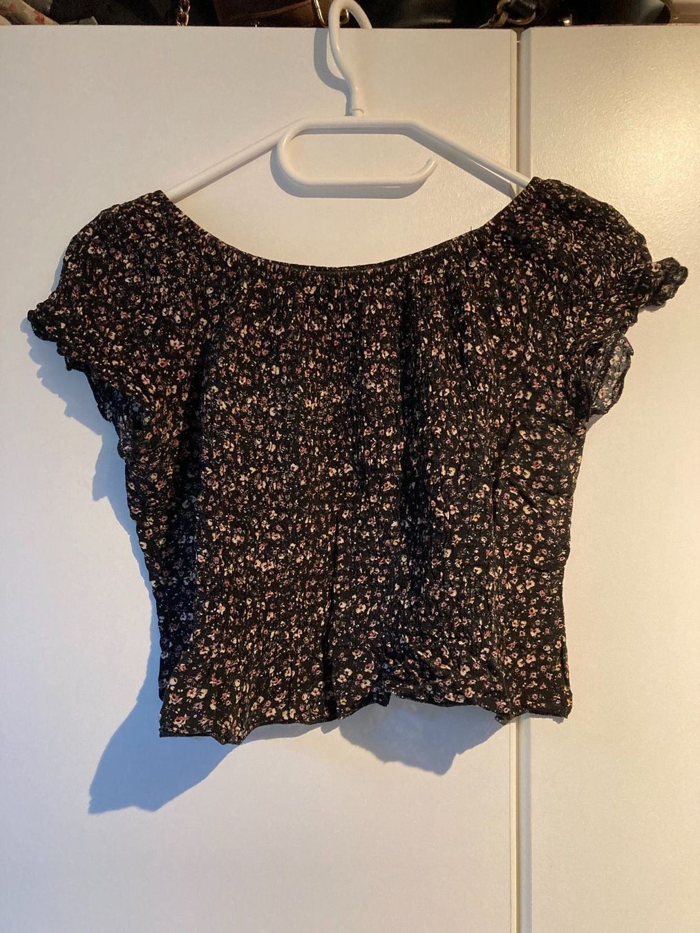 Tops: Geblümtes crop Top – D'occasion à Thun par Vans_98 1