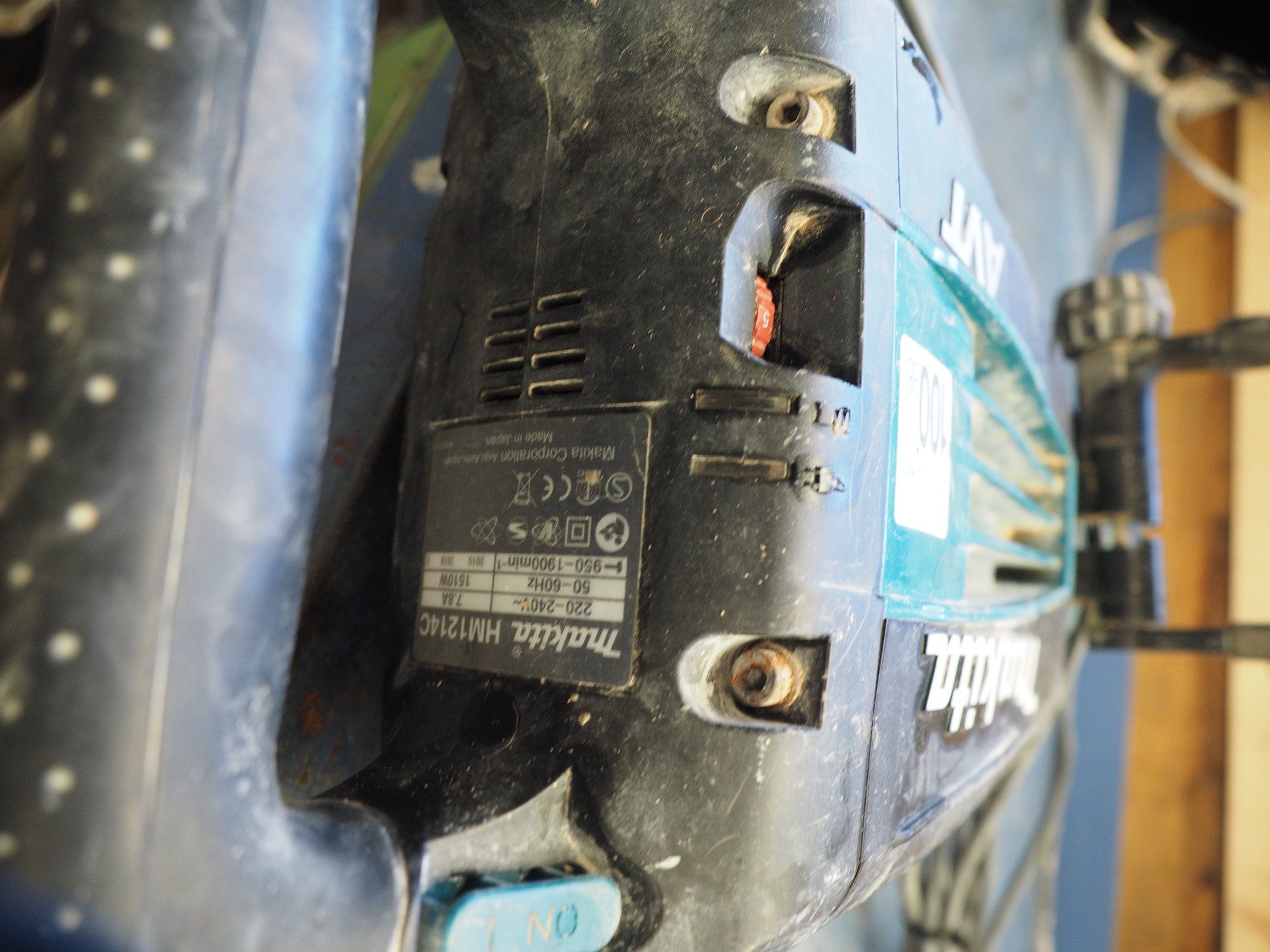 Makita Alle Maschinen: Spitzhammer – Gebraucht aus Arboldswil von Alexis46 2