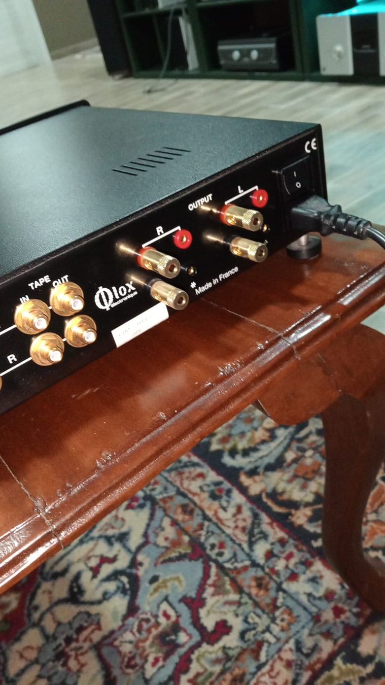 Amplificatori: High End Integrated Amplifier YBA Integré Alpha – Nuovo (secondo la descrizione) da St-Cergue venduto da per_6cx5 5