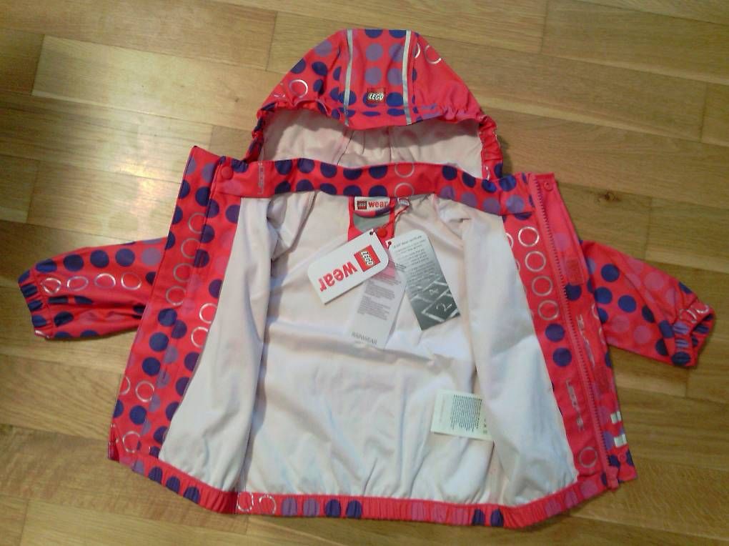 Jacken & Mäntel: Lego Wear Regenjacke Mädchen Grösse 98 – Gebraucht aus Hallwil von Ursina83 2