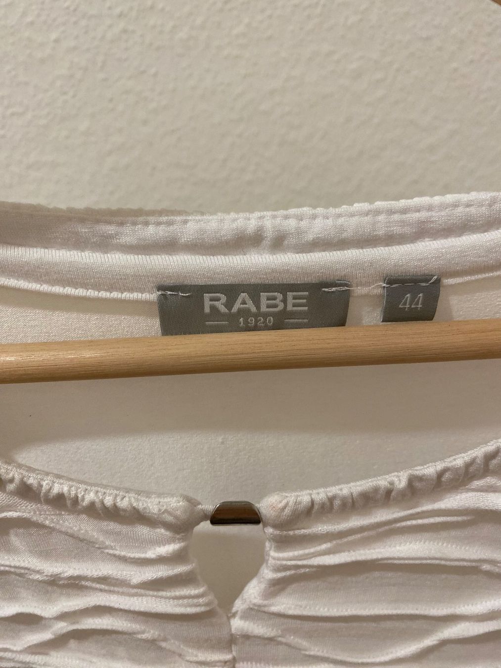 Rabe T-shirt: Rabe T-Shirt weiss Gr. 44 – Usato da Pratteln venduto da a23_j2gs 4