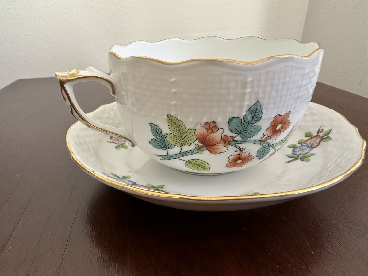 Herend Tassen: Herend Eton Teetasse  – Gebraucht aus Herbriggen von Sehrazade