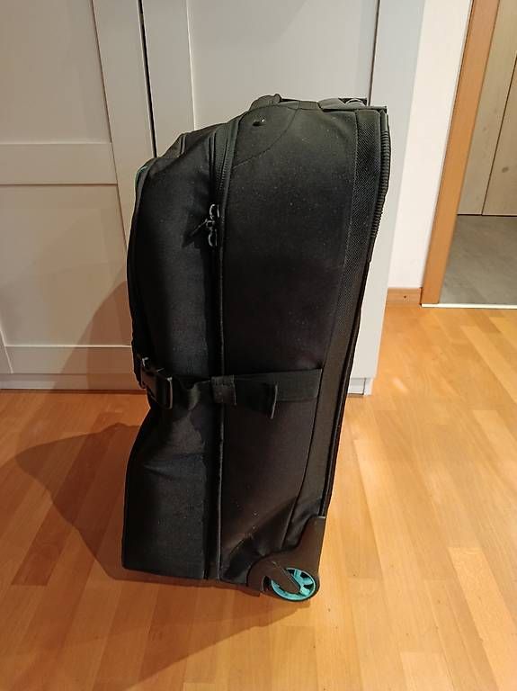 Reisekoffer: 46 Nord Rollkoffer – Gebraucht aus Bönigen von Nitrox_32 2