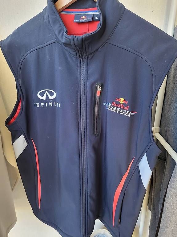 Gilet & Giacche: Veste sans manche Red Bull Racing – Usato da Genève venduto da and_7y8h 2