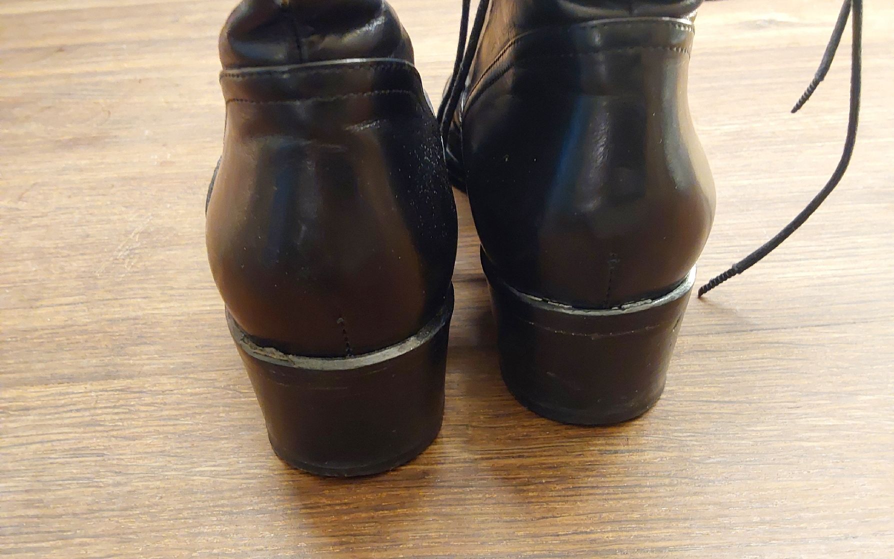 Bally Scarpe da donna: Stiefeletten Bally schwarz 36.5 – Usato da Köniz venduto da scopello12 3