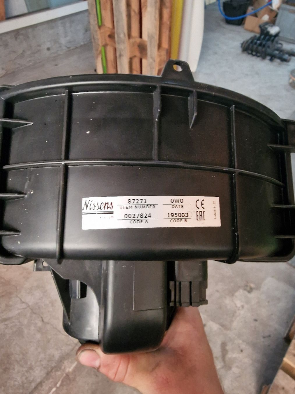 Alle Autoersatzteile: Lüftermotor für VW T5 – Gebraucht aus Mols von L.M.123