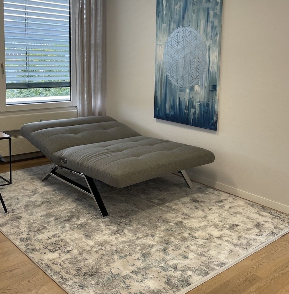 Sedie a sdraio: NEUE Relaxliege Modell Classy mit Motor – Nuovo (secondo la descrizione) da Affoltern am Albis venduto da Vsyra 2