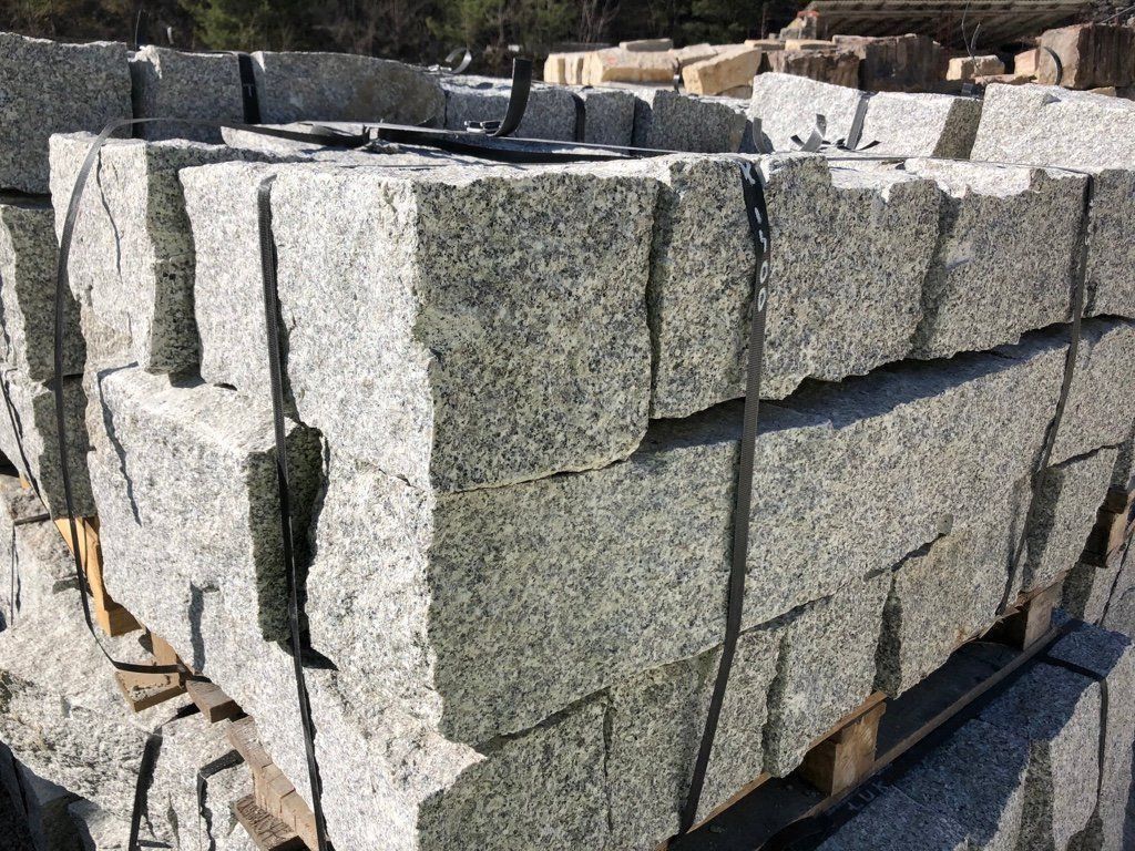 Pietre & tegole: 3.20 To Kleinmauersteine Granit hellgrau – Nuovo e nell'imballaggio originale da Steinmaur venduto da Steinbeisser 1