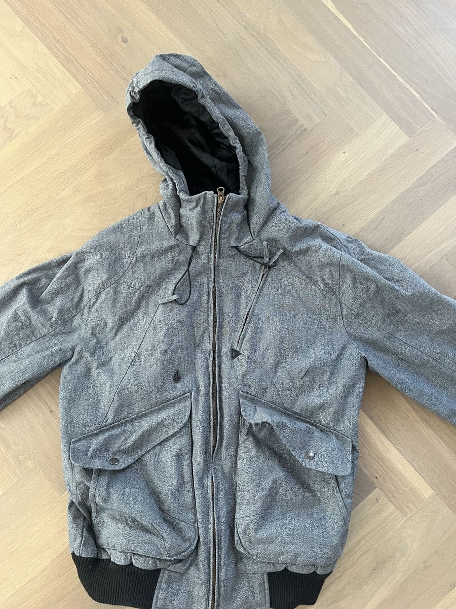 Volcom Giacche: Winterjacke Volcom Grösse M – Usato da Aarburg venduto da Barnetta07