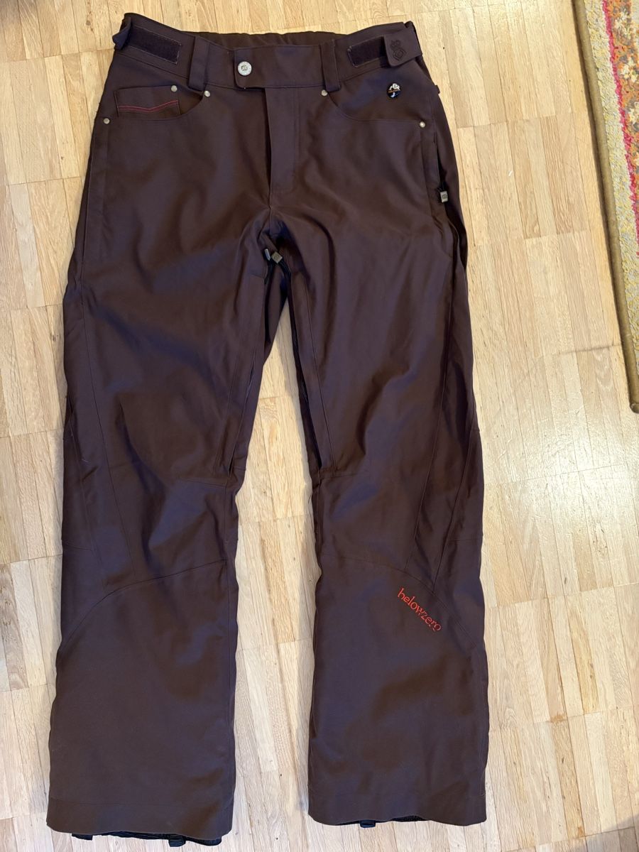 Pantaloni: Extend Ski Snowboard Pants Brown Size 176 – Usato da Nyon venduto da Iamher