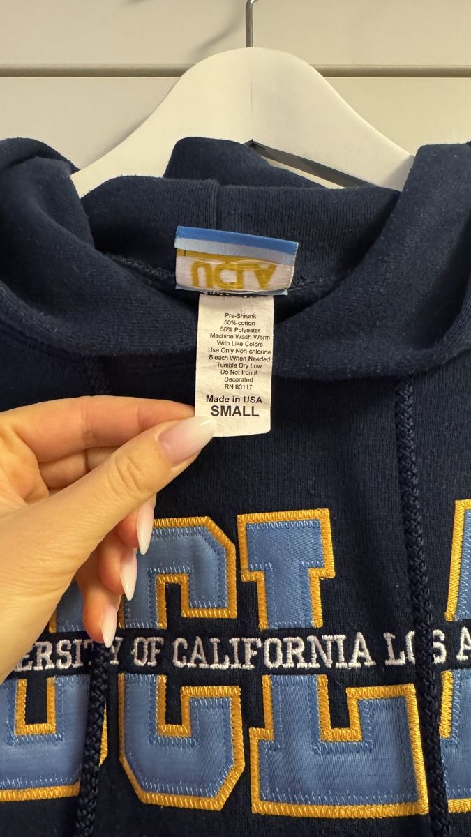 Maglioni & Felpe: UCLA Hoodie blau – Usato da Zürich venduto da Lucy158 2