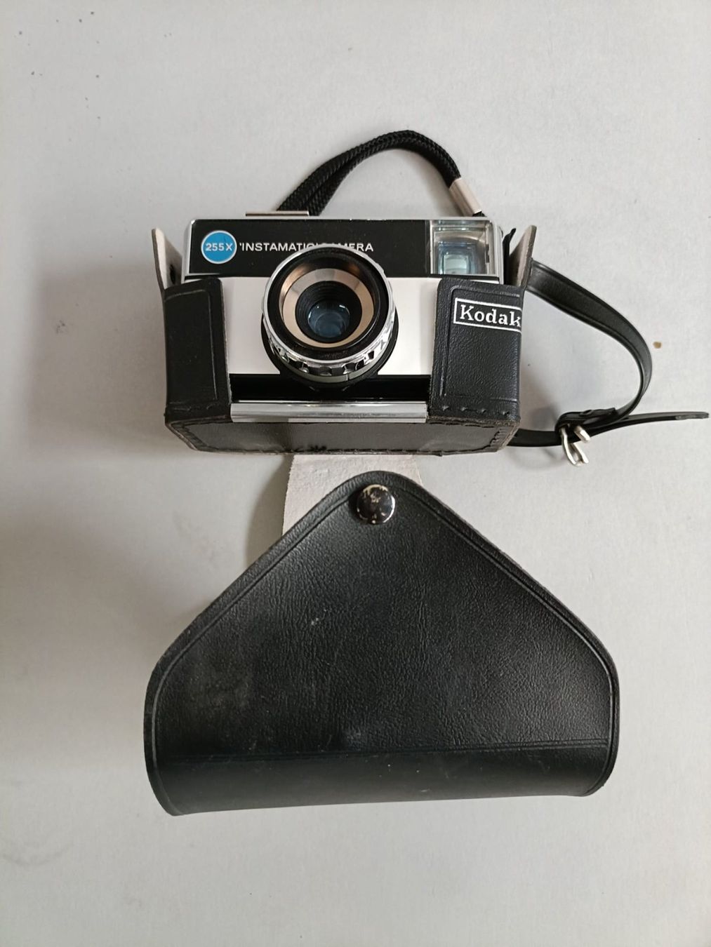 Kodak Fotocamera: Kodak 'Instamatic' Camera - 255-X – Usato da Emmenbrücke venduto da SMART-KAUF 1