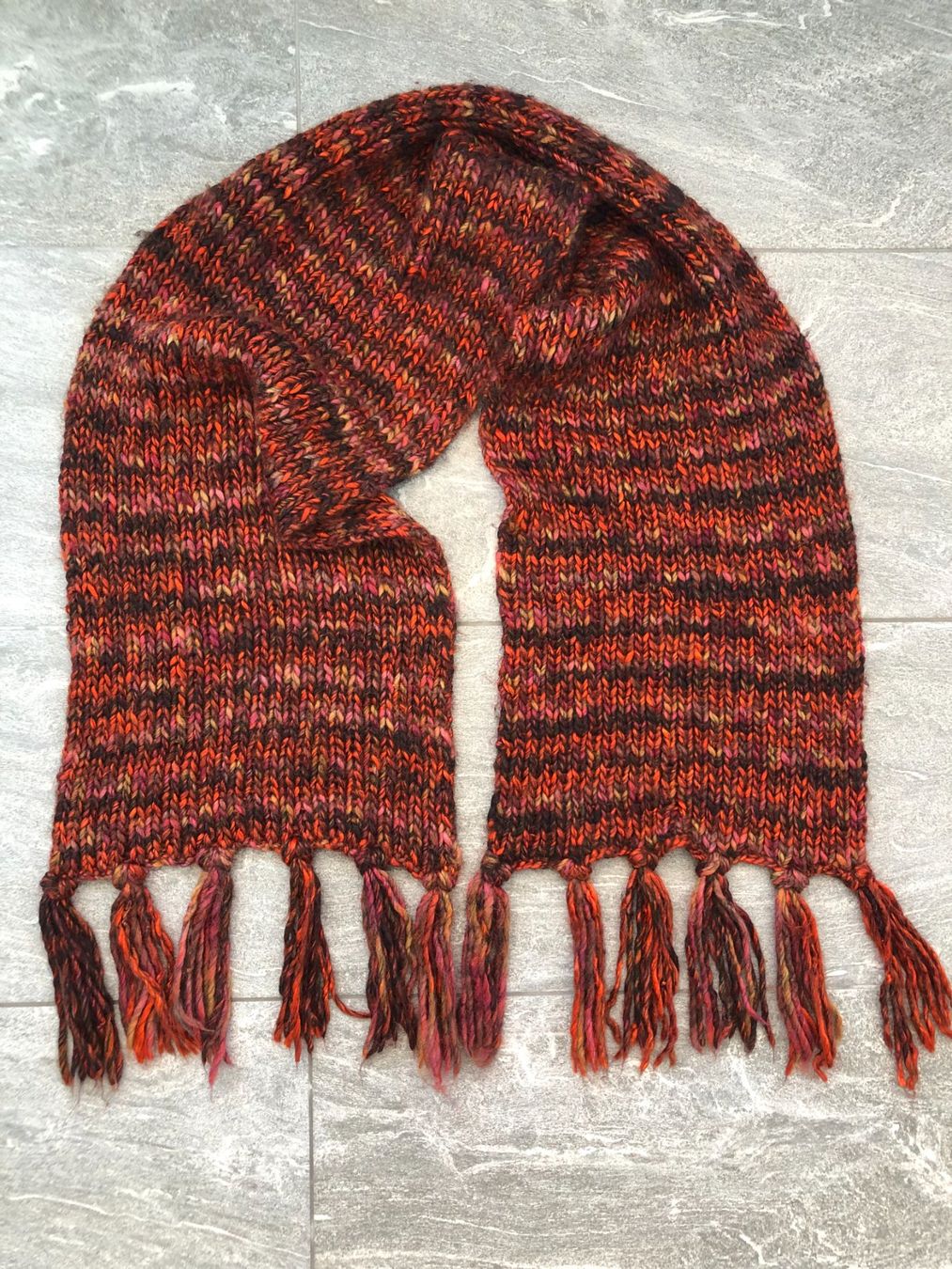 Foulard & Sciarpe: Warmer Strickschal in Rost- & Orangetönen – Usato da Baar venduto da alexisbeads