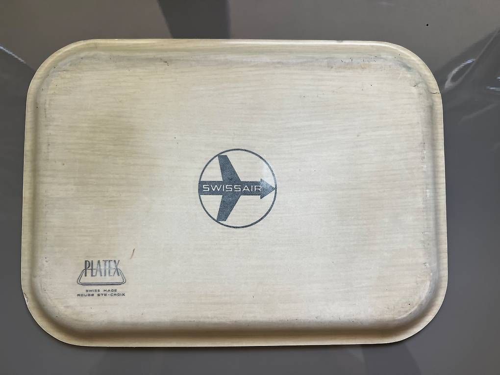 Servierplatten: Plateau repas Swissair – Gebraucht aus Grand-Lancy von Limane