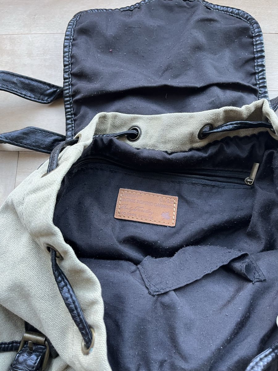 Zaini: Canvas & Faux Leather Backpack! – Usato da Luzern venduto da nad_2my8 2
