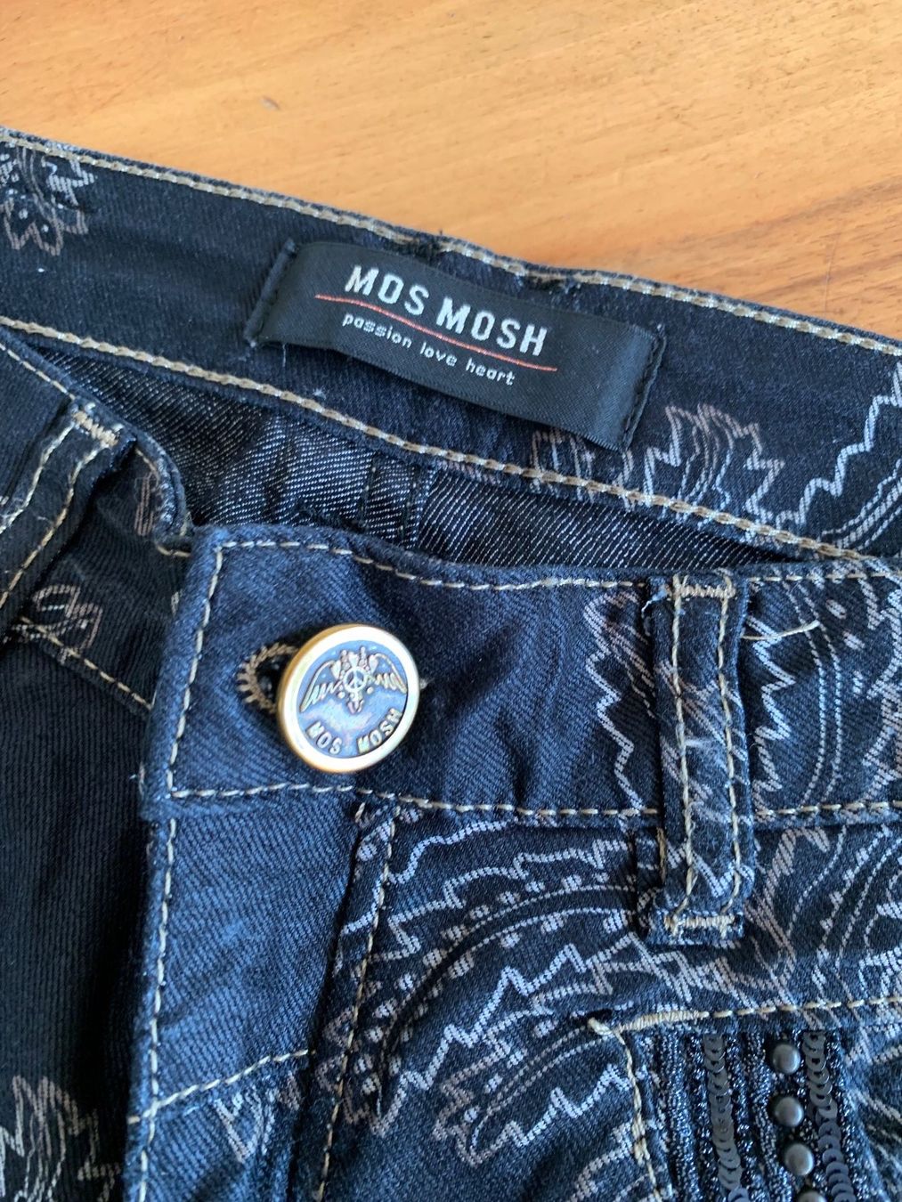 Mos mosh Jeans: Mosh Mosh mega Jeans, Gr. 25, schwarz mit Muster, NEU – Usato da Meiringen venduto da Sheyene 2