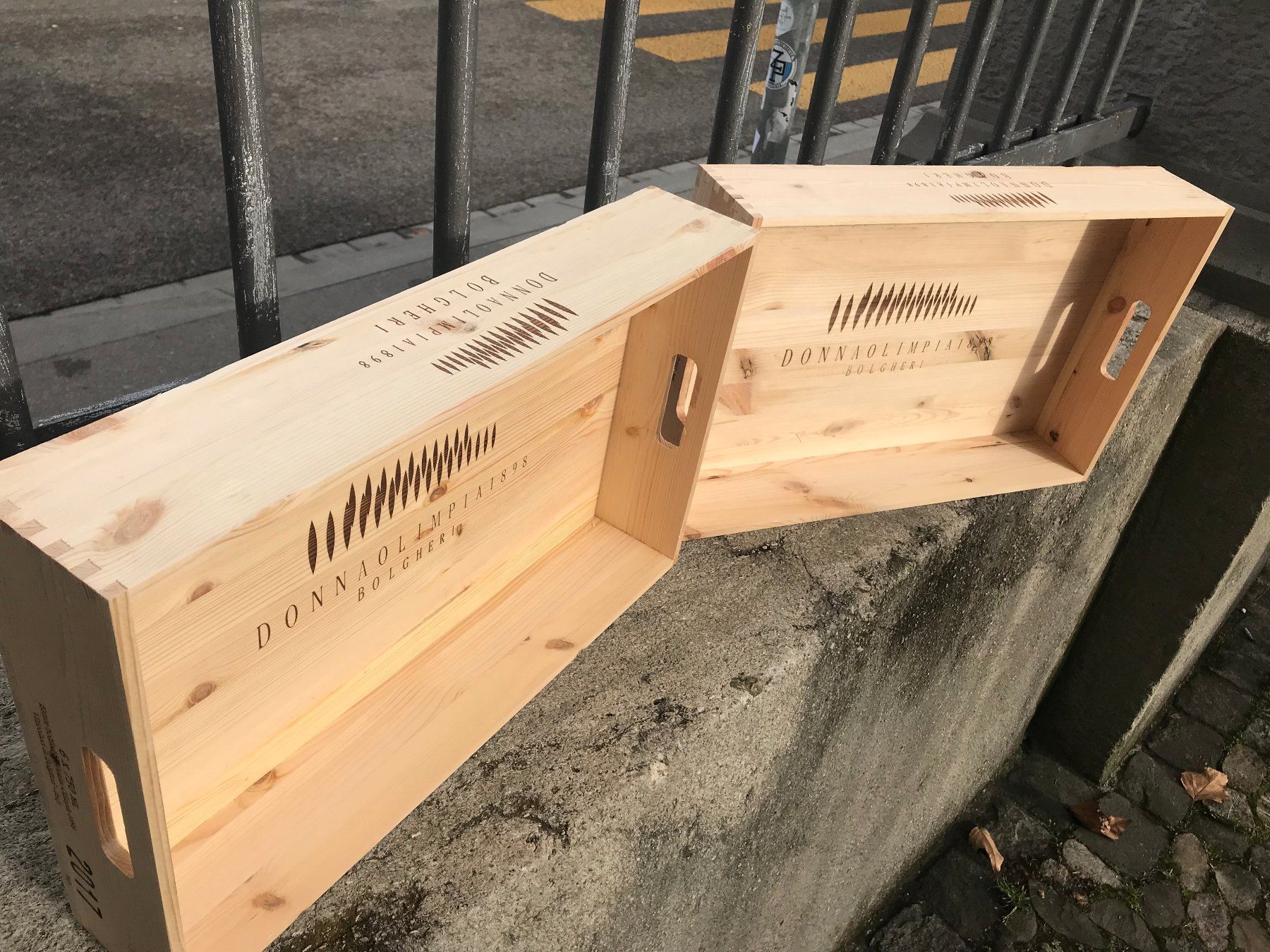 Autres: schönes Serviertablett Weinkiste – D'occasion à Zürich par atlantis77 6