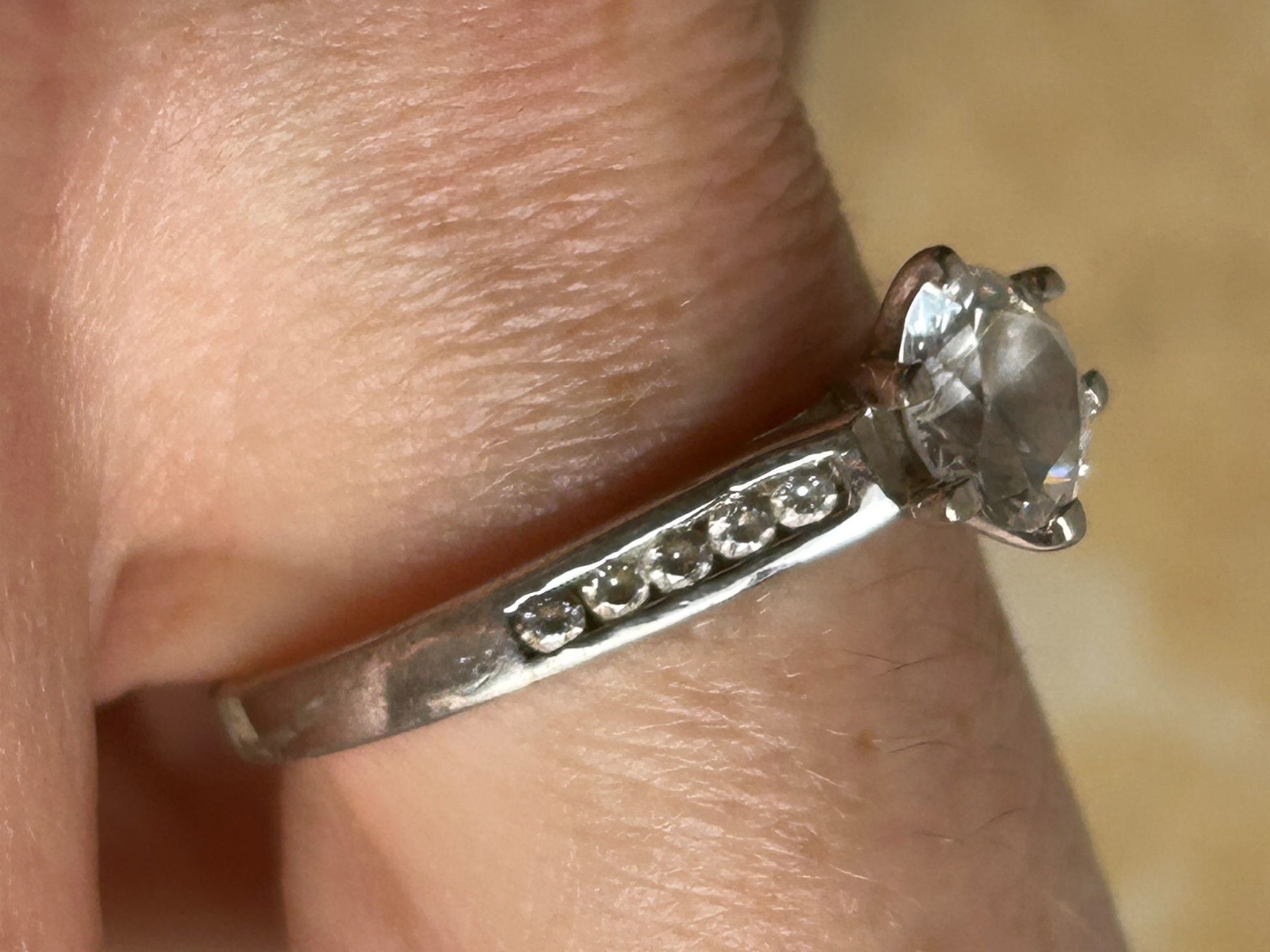 Anelli: Silberring mit Zirkonia (62) – Usato da Dittingen venduto da Bellevista 3