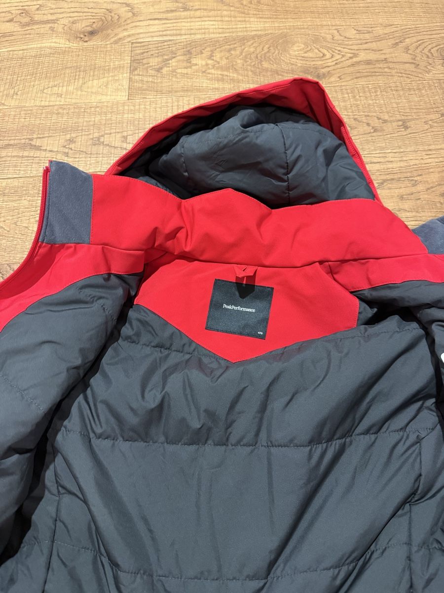 Peak Performance Giacche: Ski-Winterjacke rot, Peak Performance Gr. 170 – Nuovo (secondo la descrizione) da Zürich venduto da PetiteSeller 2