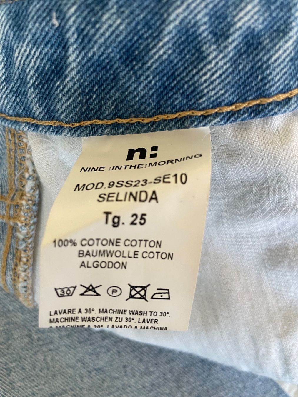 Gonne: Jeansrock aus Monaco – Usato da Richterswil venduto da IrynaL 6