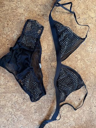 Gestutz & Understatement BH Panty Set S