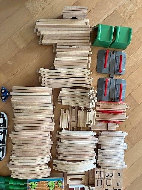 Giocattoli: Grosses BRIO Holzeisenbahn-Set – Usato da Reinach BL venduto da pko_2wgr 2