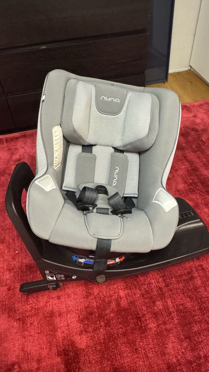 Nuna Seggiolini per auto: Nuna Rebl Basq Kindersitz  – Usato da Weiningen ZH venduto da proi4o 4