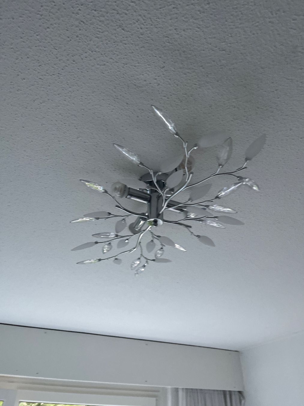 Lampadari & plafoniere: Deckenleuchte Chrom Optik mit Glasblättern – Usato da Bonstetten venduto da KarlHungus 1