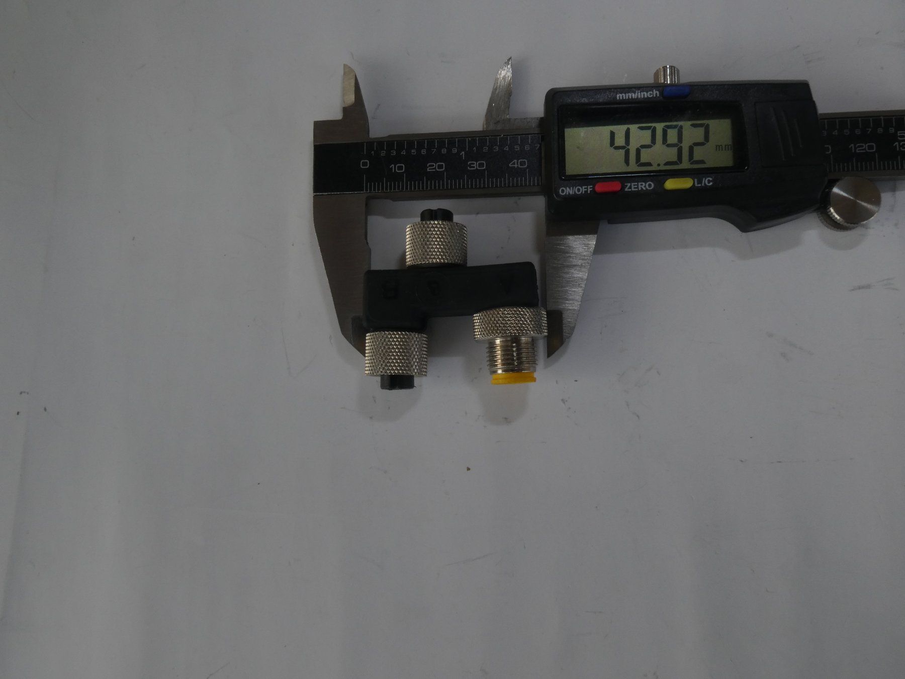 Elektronikbauteile: Sensor-Splitter M12 von Lumberg – Neu (gemäss Beschreibung) aus Fulenbach von Hach0 1