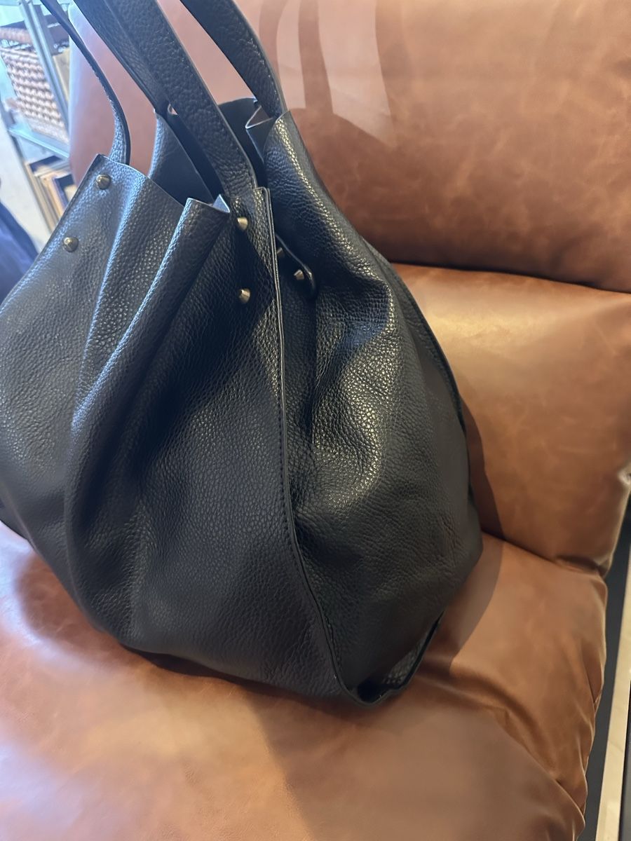 Sacs femmes: Schwarze Tasche – D'occasion à Aesch BL par ili23_yg5k 2