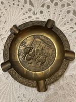 Alter Aschenbecher mit Relief Vintage 20cm Dm