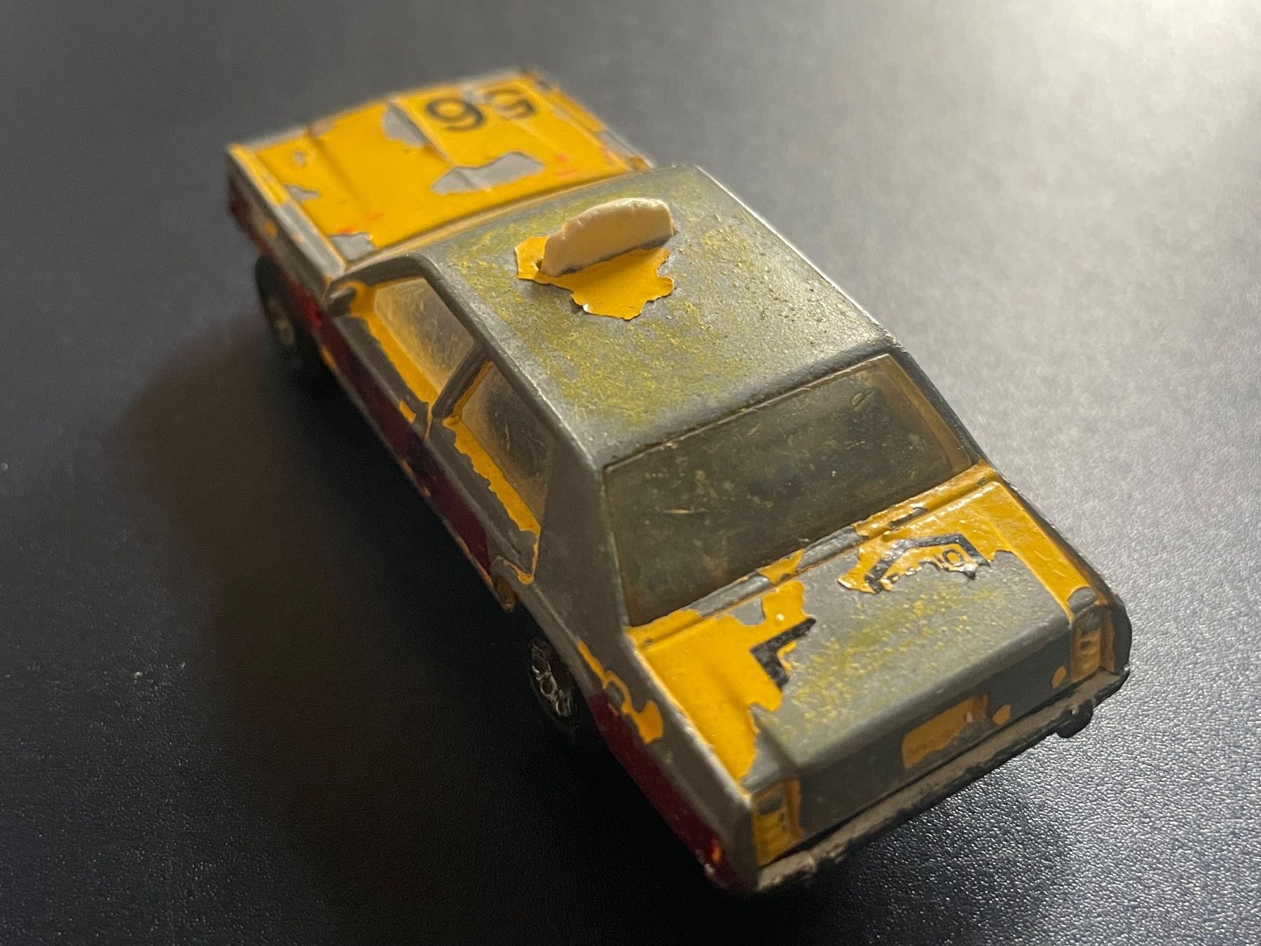 Matchbox Modellini d'auto: Matchbox Ford LTD 1987 1:69 – Usato da Volketswil venduto da rubin74 5