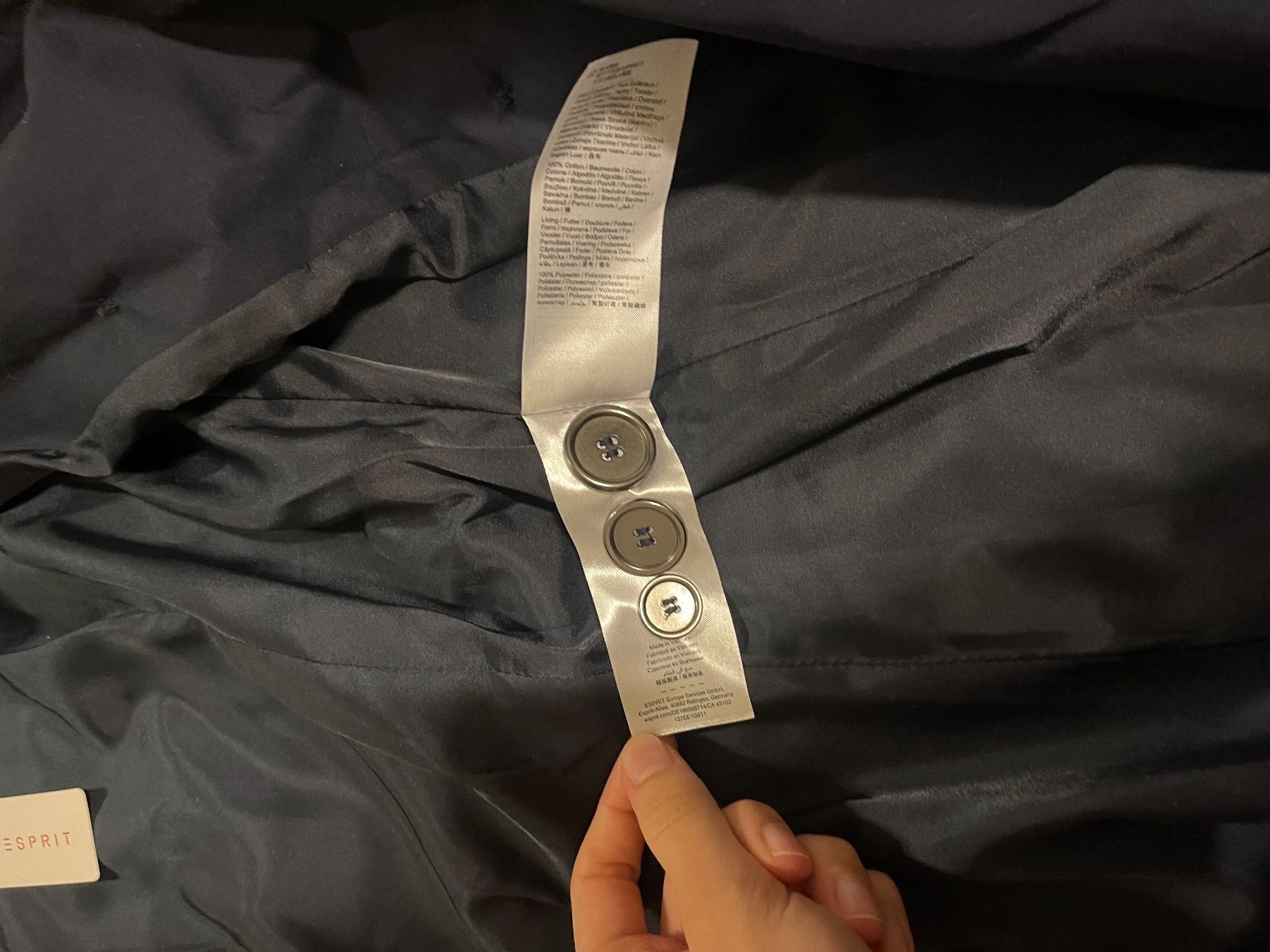 Esprit Giacche: Dunkelblauer Esprit Trenchcoat – Nuovo e nell'imballaggio originale da Lenzburg venduto da CelinaS01 9