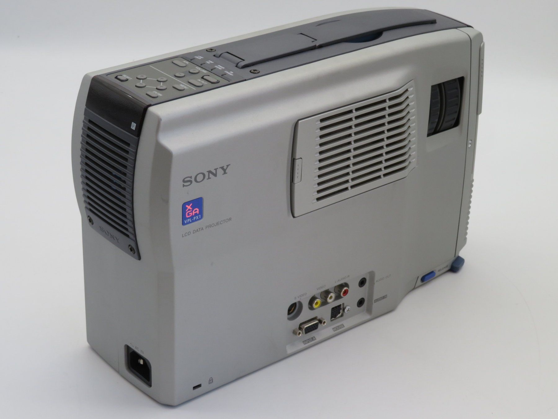 Sony Proiettori: Sony VPL-PX1 Beamer – Usato da Reinach BL venduto da WBZ-Flohmarkt 5
