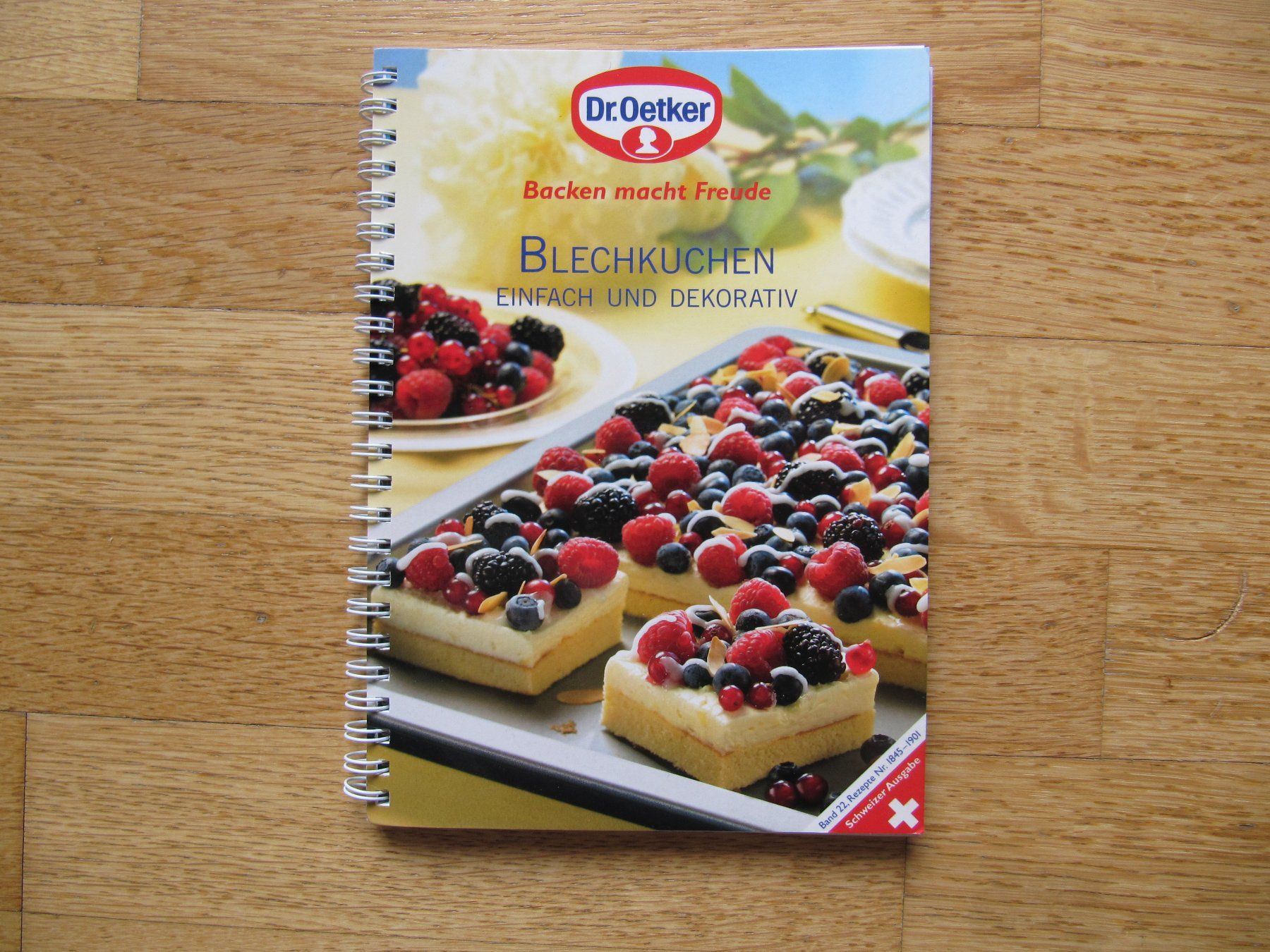 Libri: Dr. Oetker Backbuch: Blechkuchen – Usato da Würenlos venduto da AustralisZ
