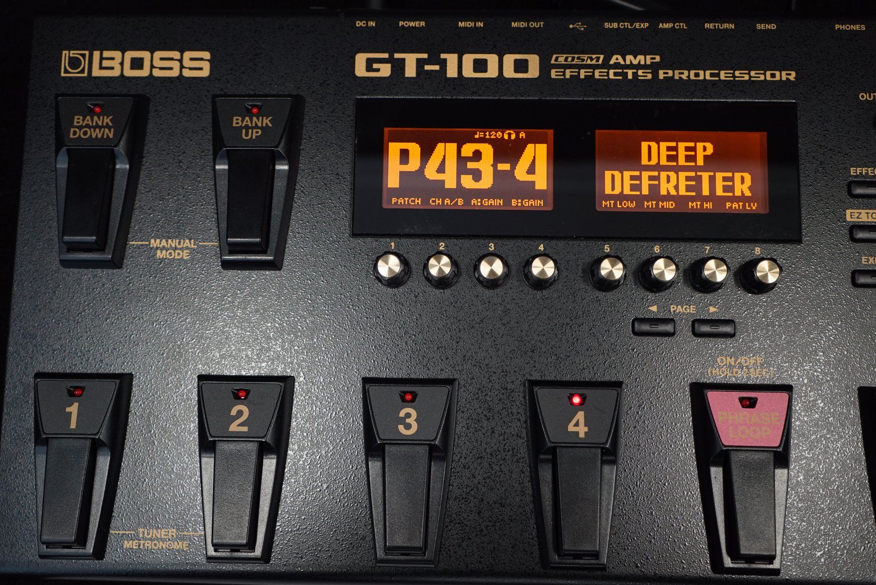 Roland Strumenti musicali: Boss GT-100 Amp Effects Proc. V.2 Multieffekt und Amp-Modeli – Usato da Ortschwaben venduto da Musictrade 4