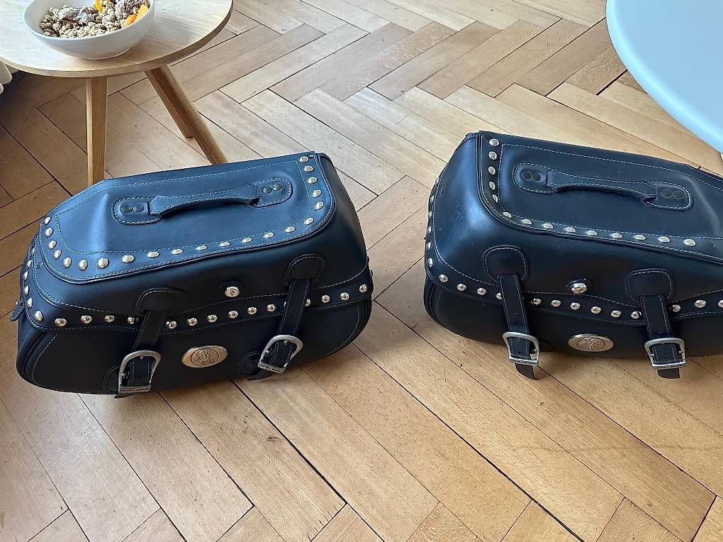 Valigie: Hepco & Becker Big Buffalo C-Bow Leder, Seitentaschen – Usato da Zürich venduto da 2-m. 1