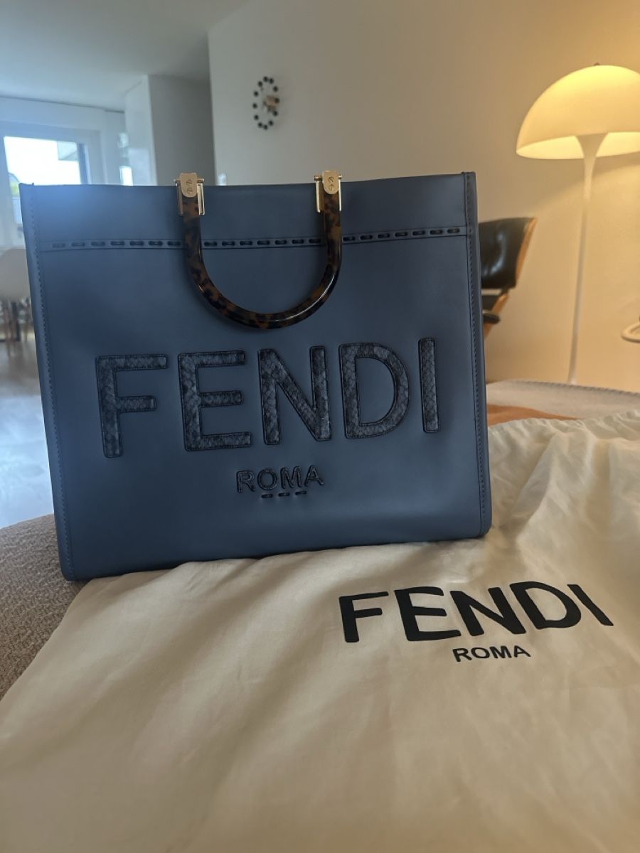 Fendi Taschen für Damen: Fendi Sunshine Medium - Neuwertig – Neu (gemäss Beschreibung) aus Riehen von fho_69tn
