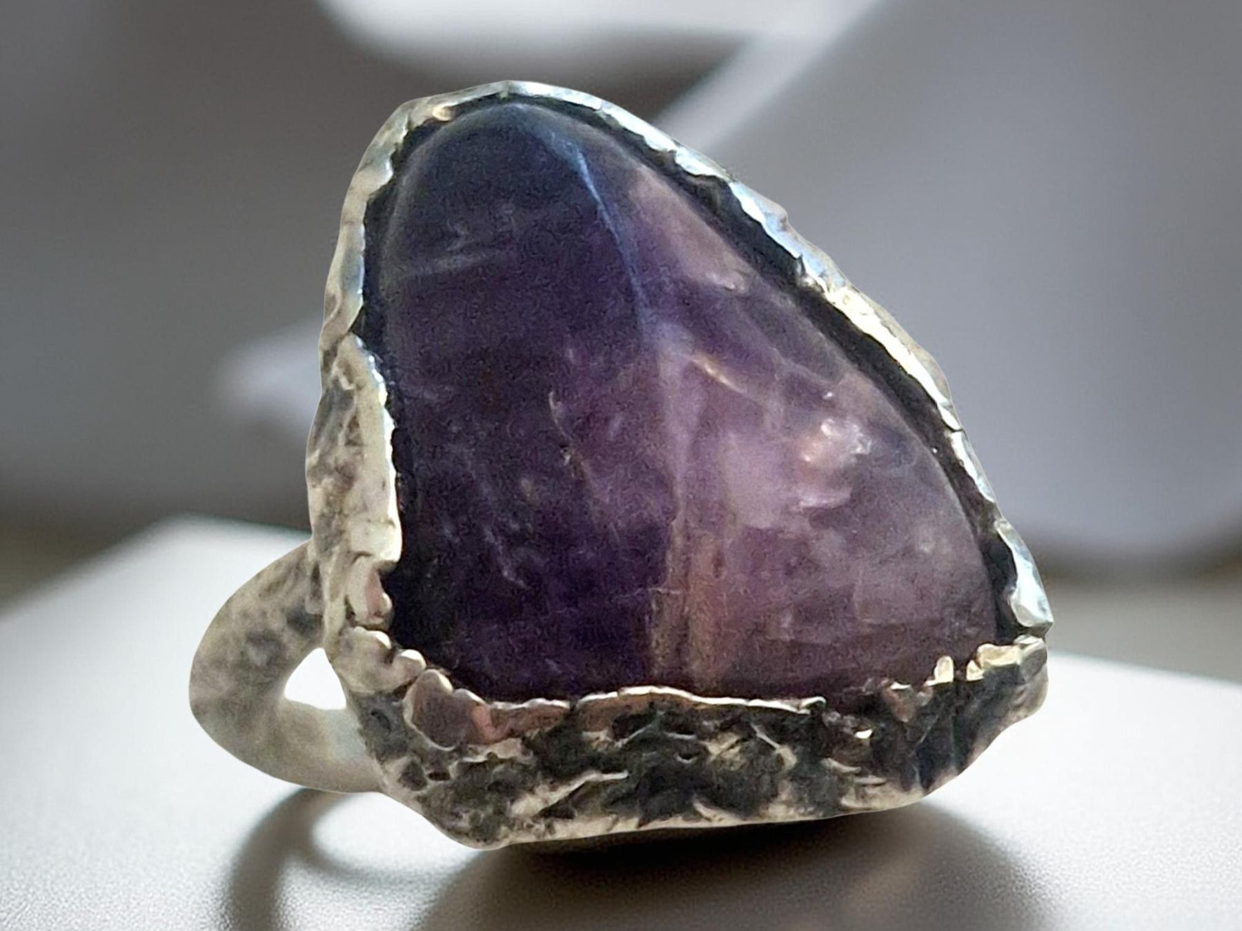 Anelli: Statement-Ring Silber & Amethyst, Gr. 62,5 – Nuovo e nell'imballaggio originale da Aarau venduto da Schmuckhoehle_MD 9