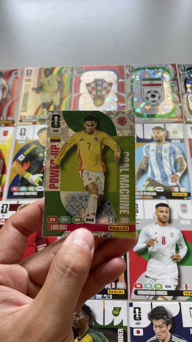 Panini Cartes à collectionner: FIFA WORLD CUP 2026 Adrenalyn XL – Neuf avec emballage d'origine à Derendingen par ivanvero19 1