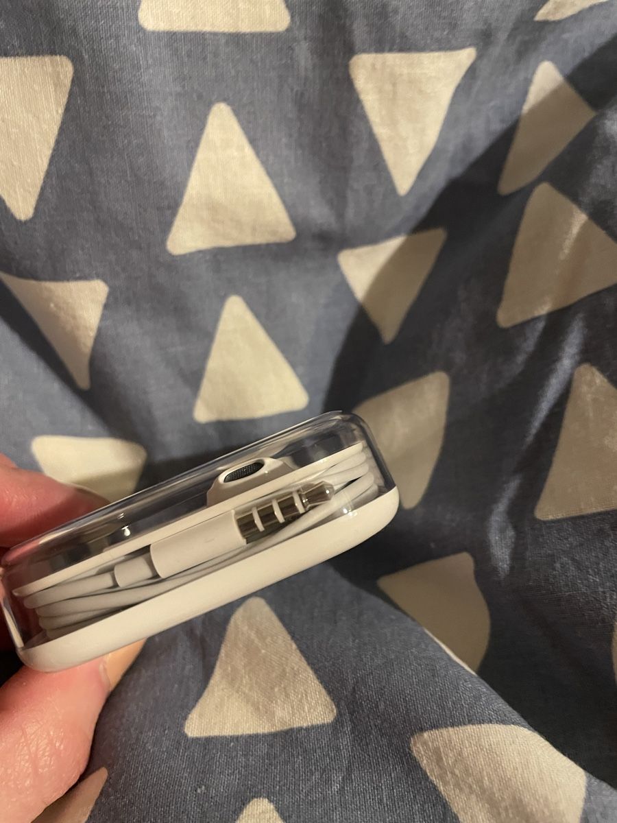 Apple Cuffie: EarPods (3,5 mm Kopfhörerstecker) – Nuovo e nell'imballaggio originale da St. Gallen venduto da xandram07 1