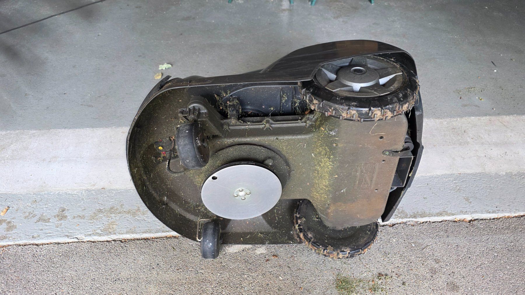 Tagliaerba: Husqvarna Mährobotter – Usato da Warth venduto da aldo013 4