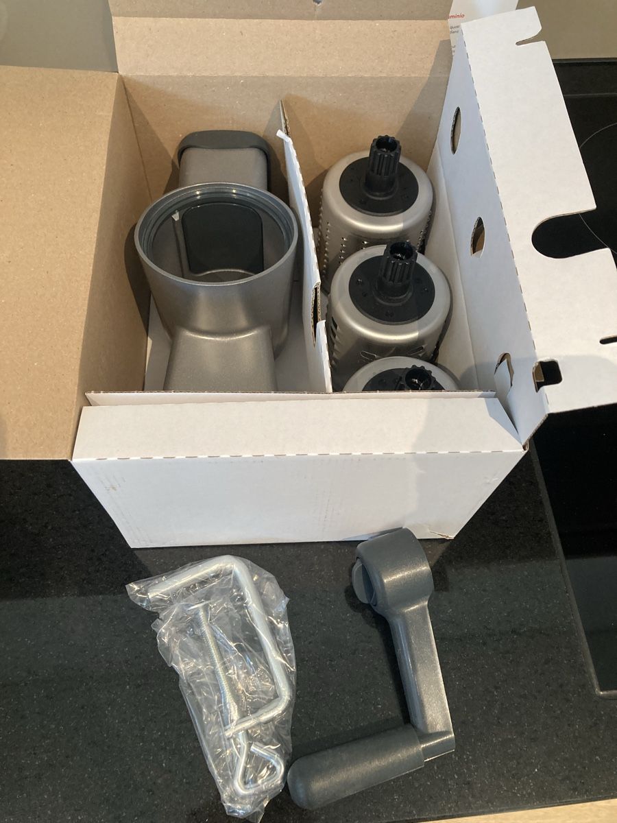 Elettrodomestici da cucina: Tromco Trommelraffel-Set – Nuovo e nell'imballaggio originale da Hildisrieden venduto da herzweg 1