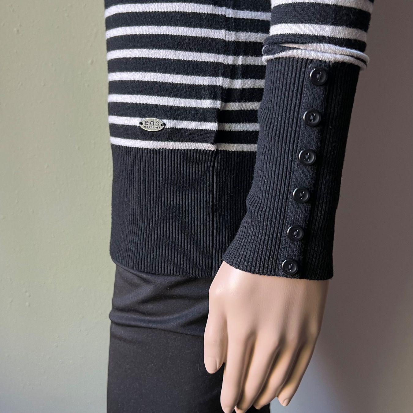 Maglioni & Felpe: EDC Langarmshirt 🖤 – Usato da Zürich venduto da ClosetQueen 3
