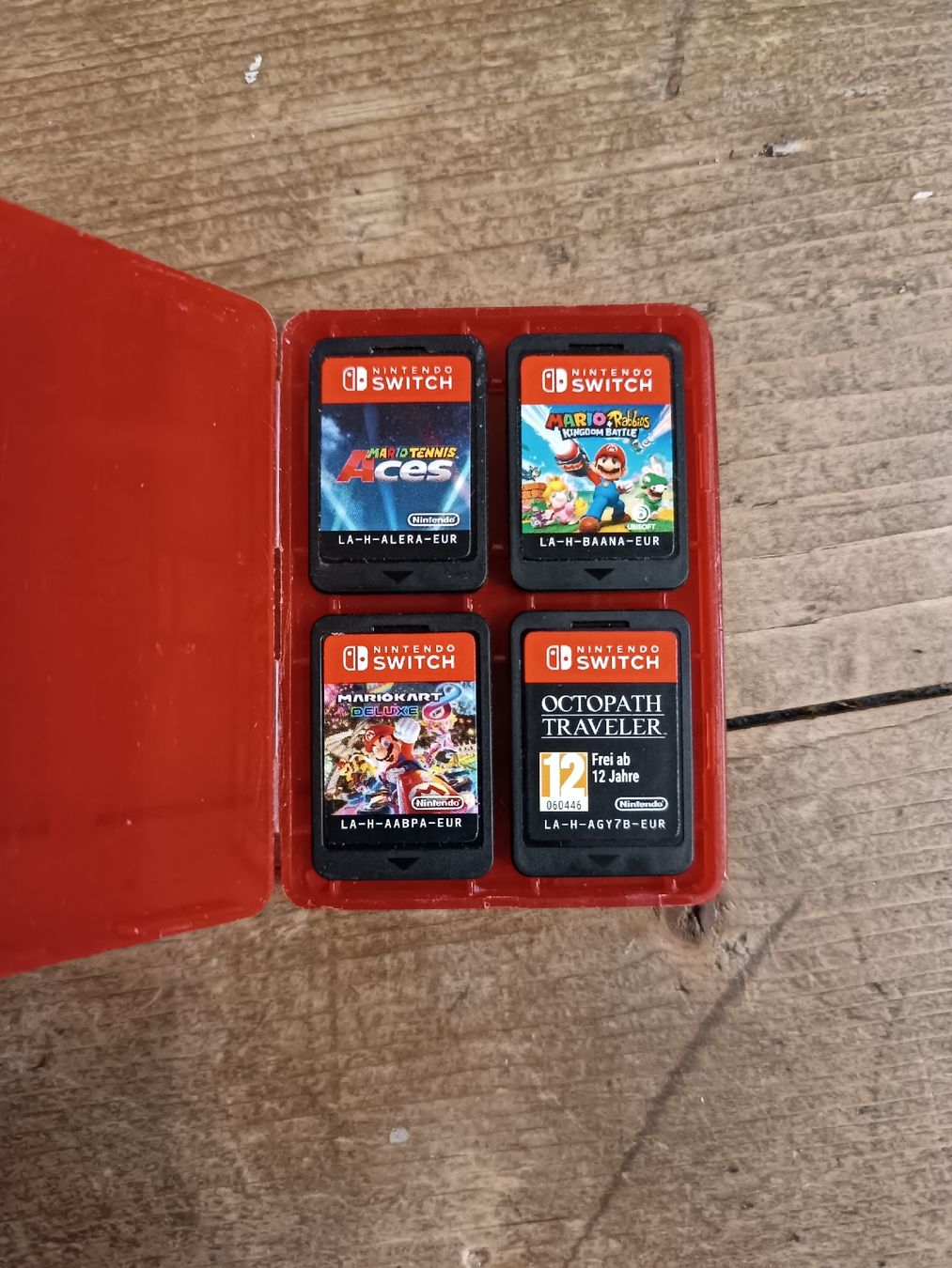 Nintendo Console: Nintendo Switch gebraucht mit spielen – Usato da Brienzwiler venduto da far_28cn 1